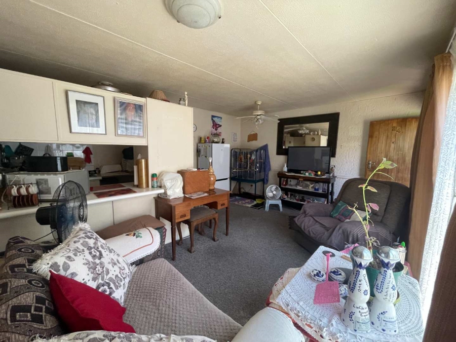 1 Bedroom Property for Sale in Pellissier Free State